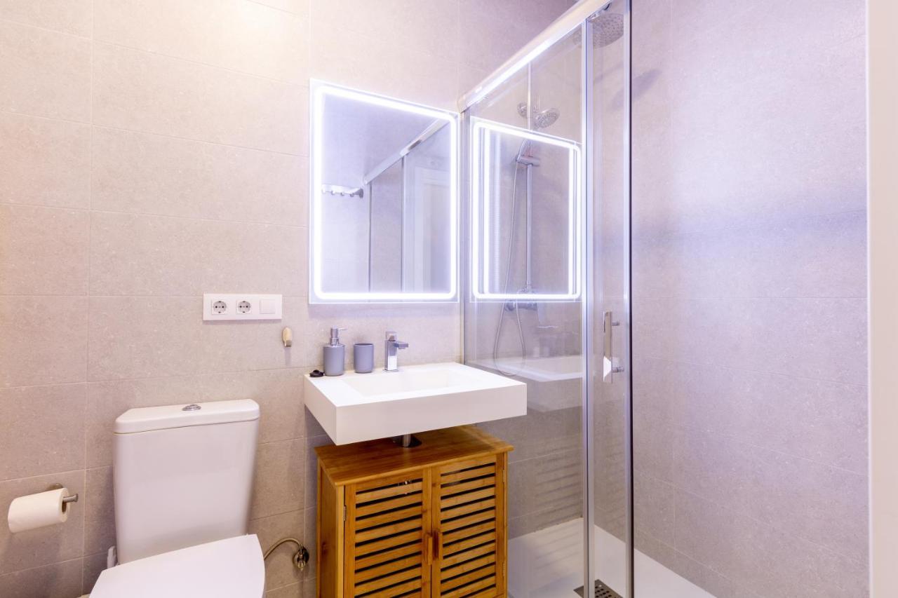 Charming 2 Bedroom Apartment Triana Bridge By Ocityzen Séville Extérieur photo